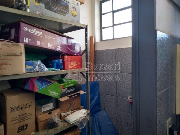 Venda de Comercial / Salão na cidade de Araraquara - Foto 7