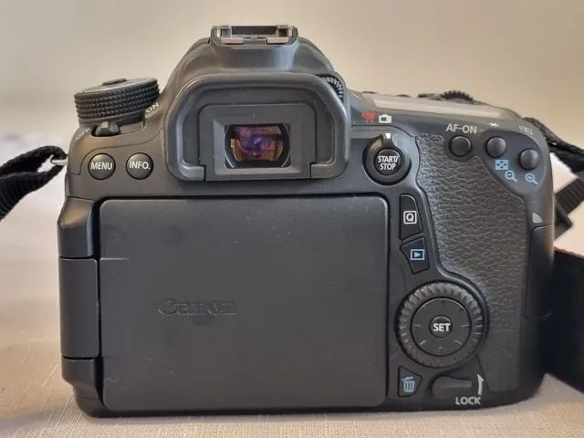 Câmera Canon 70d kit 18-55mm + bateria original - Foto 4