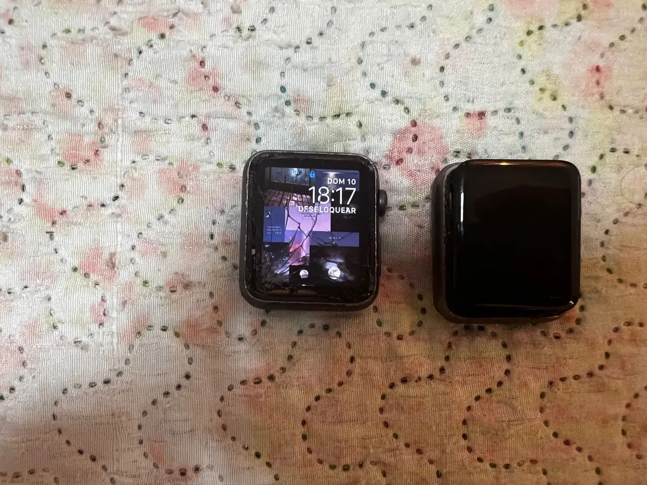 Apple Watch  retirada de peças 