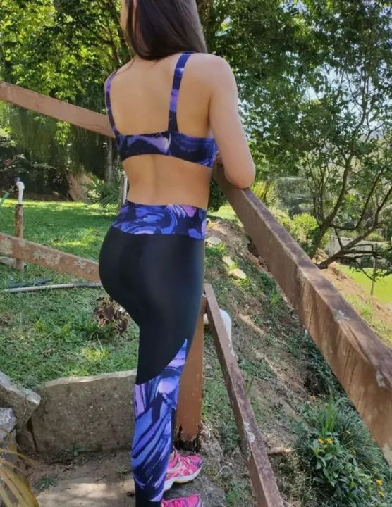 Conjunto de Legging e Top de Treino - Azul e Roxo - Tamanho P - Foto 4