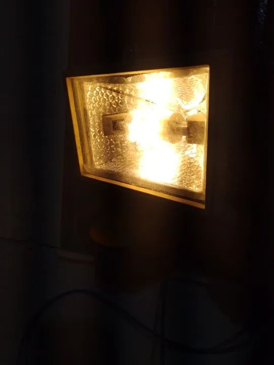 Refletor com sensor de presença em led - Foto 3