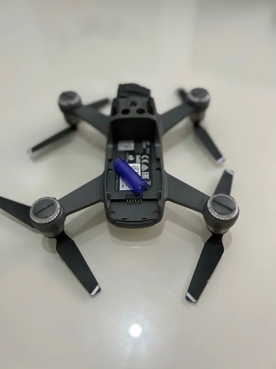 Drone DJI Spark Fly More Combo White com acessórios extra - Foto 2