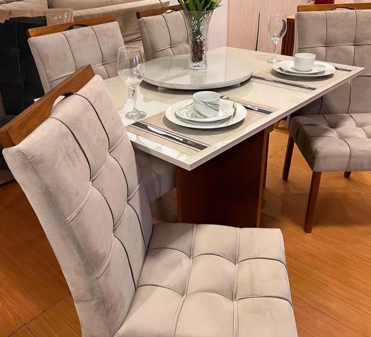 Mesa de jantar com 4 cadeiras  - Foto 5
