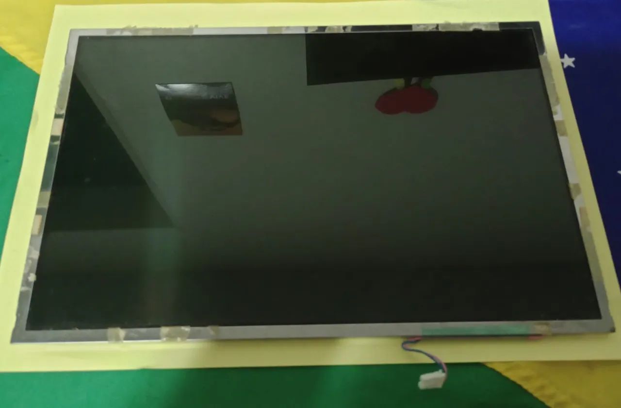 Tela LCD 12.1 polegadas