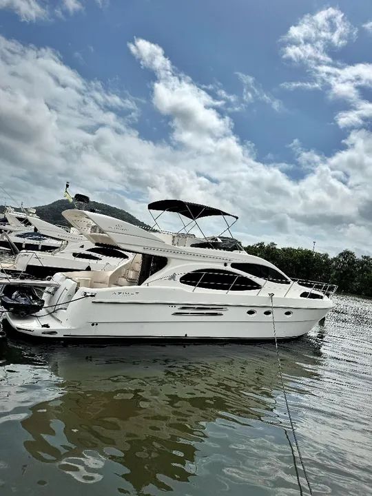 Lancha intermarine 500 full azimut (Motores Mercedes-Benz)