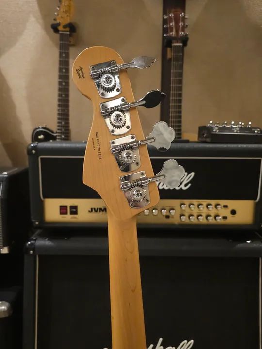 Baixo Fender Americano - Foto 3