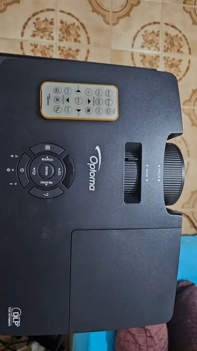 Projetor Optoma S316 3.200 ANSI Lumens para lugar luminoso <br>