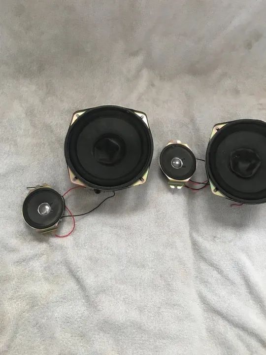 Alto falante de 10? com tuite de 4? pesados semí- novos feito ligação apenas para teste - Foto 3