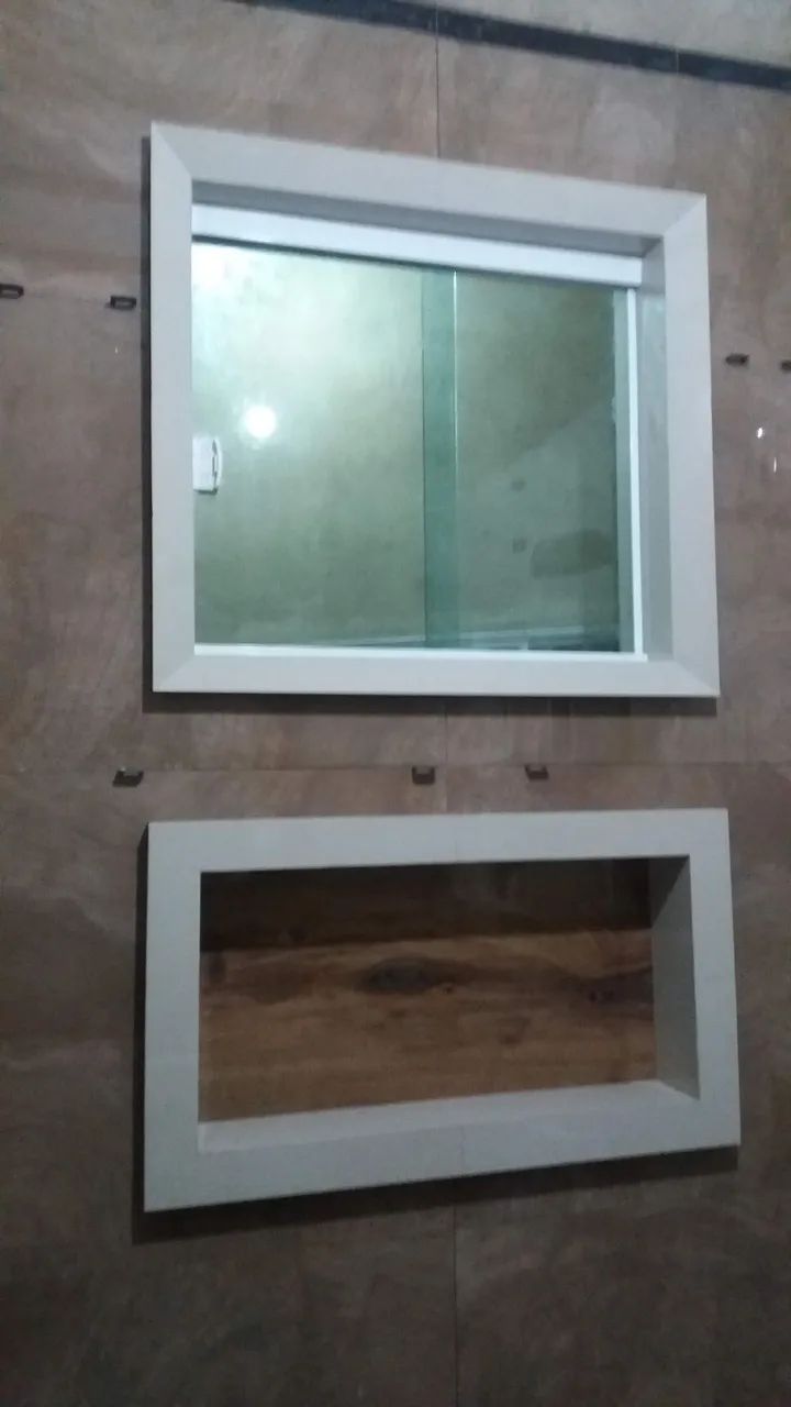 Pedreiro e azulejista 