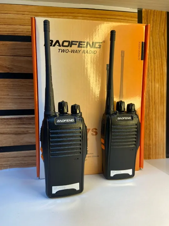 RADIO COMUNICADOR BAOFENG BF-777S COM FONE DE OUVIDO