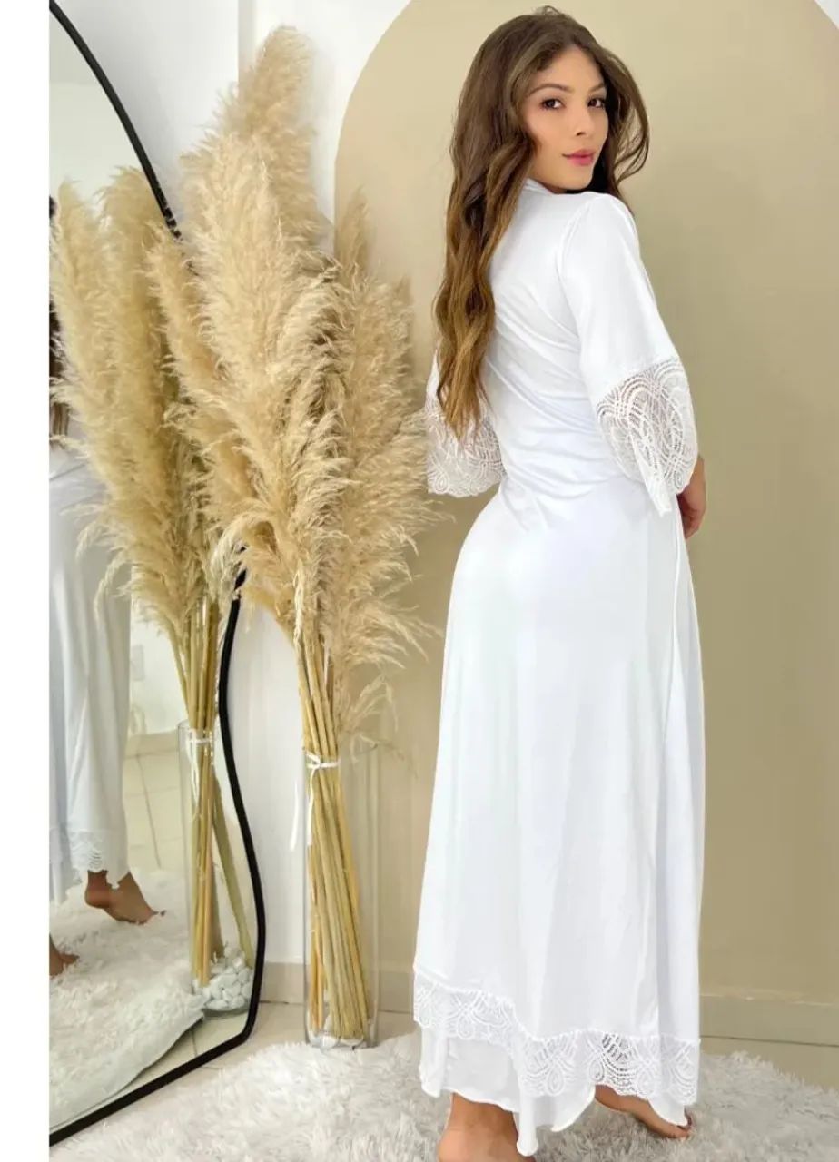 Kit robe e camisola branco M longos sem bojo microfibra  - Foto 4
