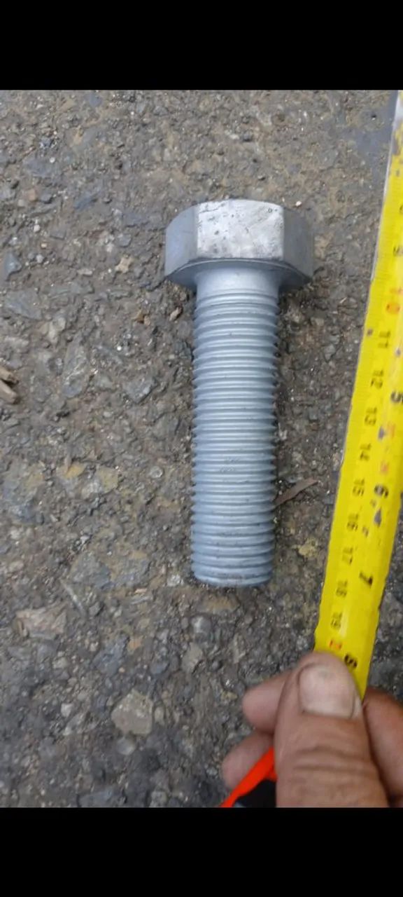 Parafuso e porcas  galvanizados