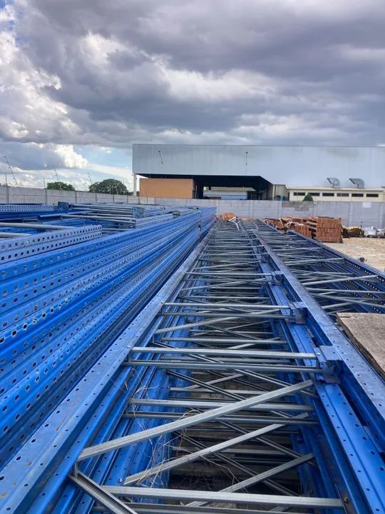 Porta palete bom estado com montante de até 10 metros  - Foto 4