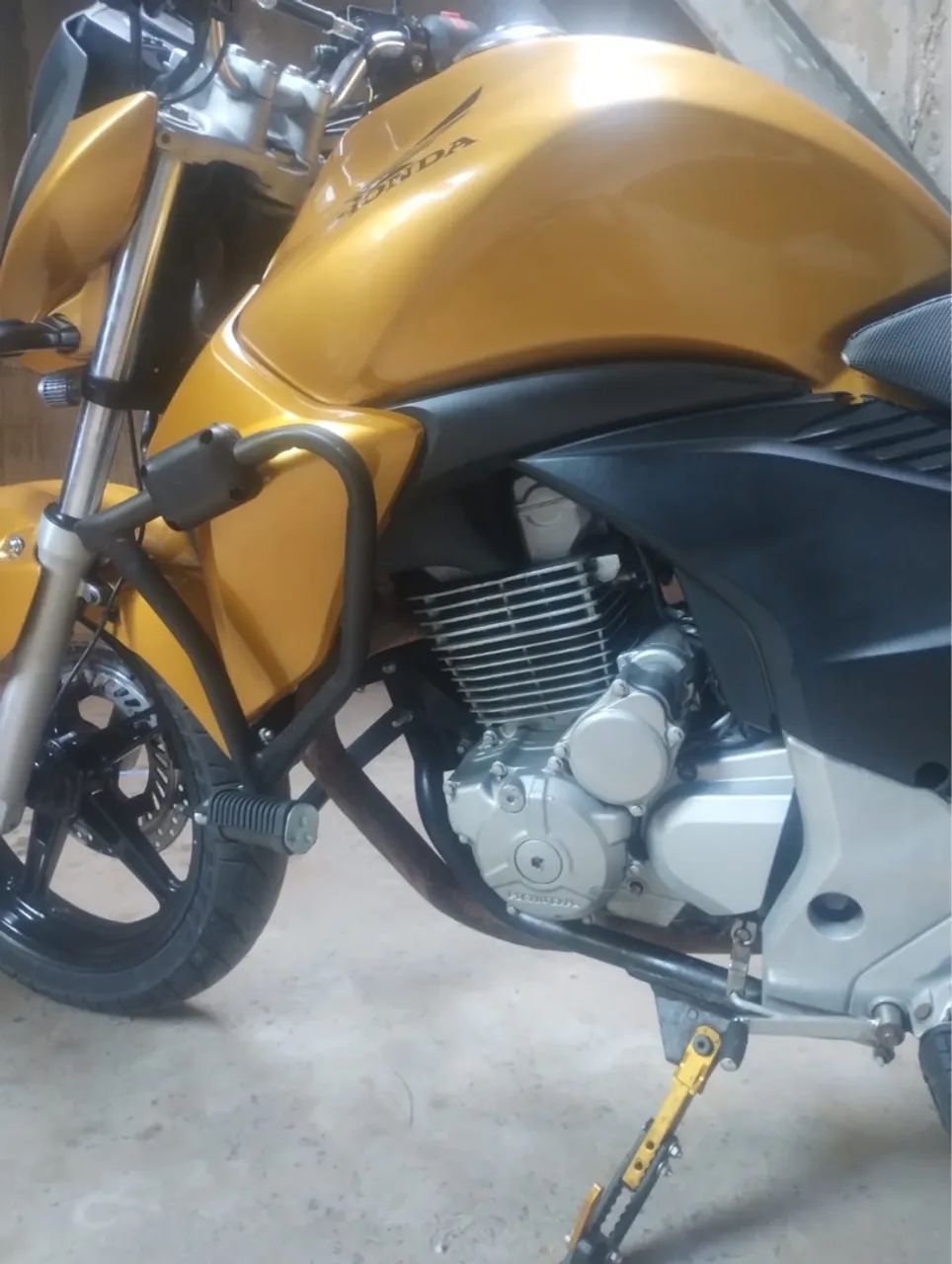CB 300 zerada