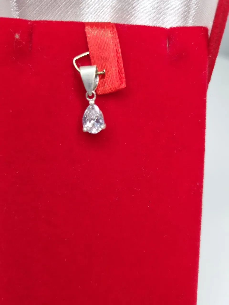 Pingente de Prata 925 com Pedra de Zircônia