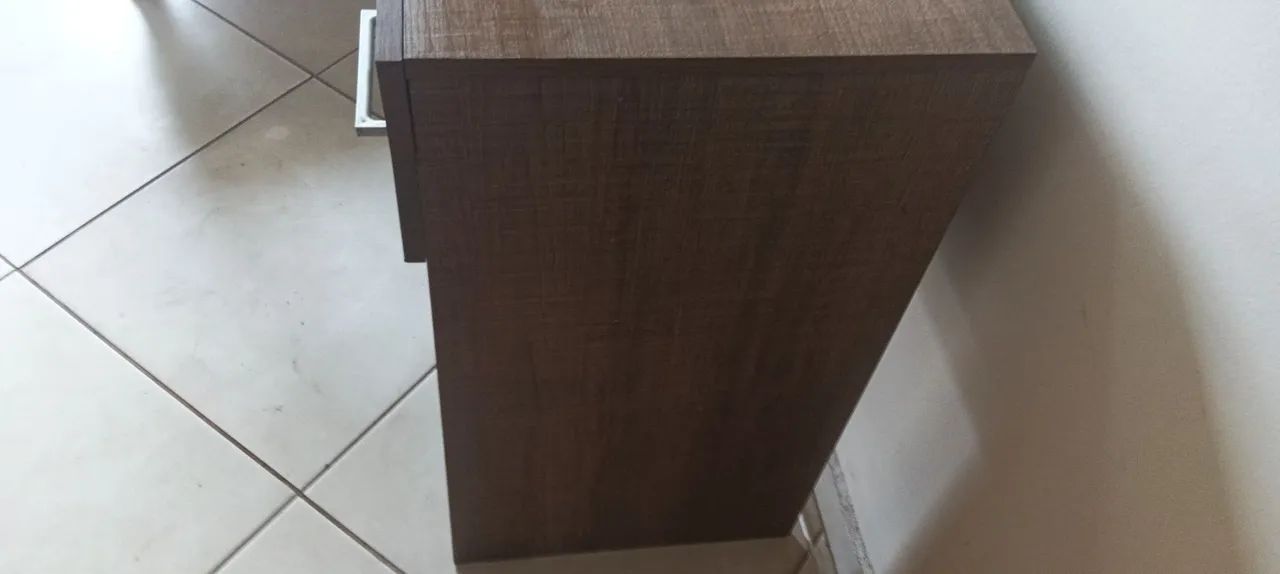 Escrivaninha prática com gaveta - Foto 2