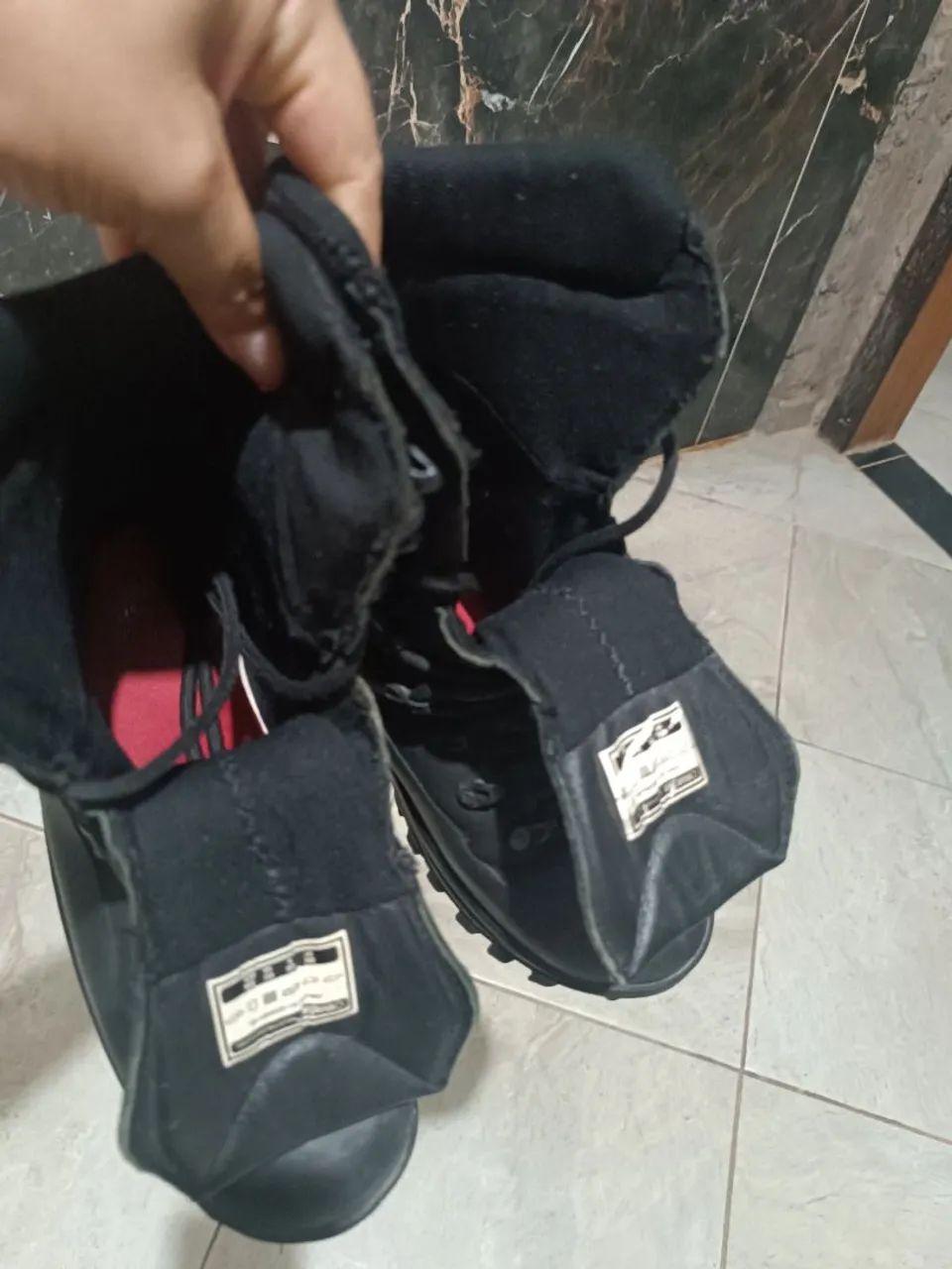 Bota Tática Preta - Conforto e Durabilidade - Foto 3