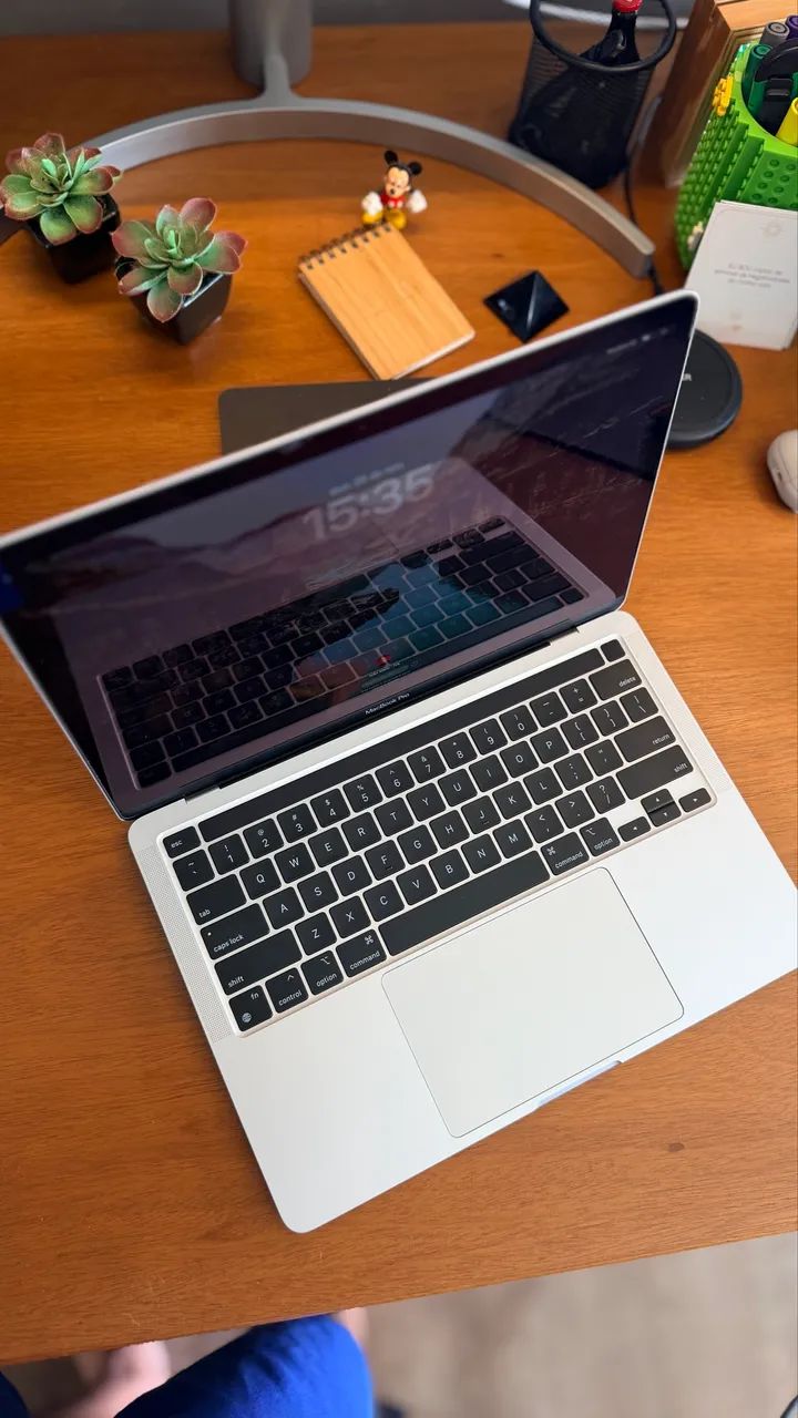 MacBook Pro 13 Polegadas - Apple M2 (2022) - Foto 2