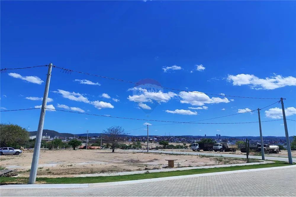 Terrenos à Venda no Condomínio Reserva Portugal - Foto 4