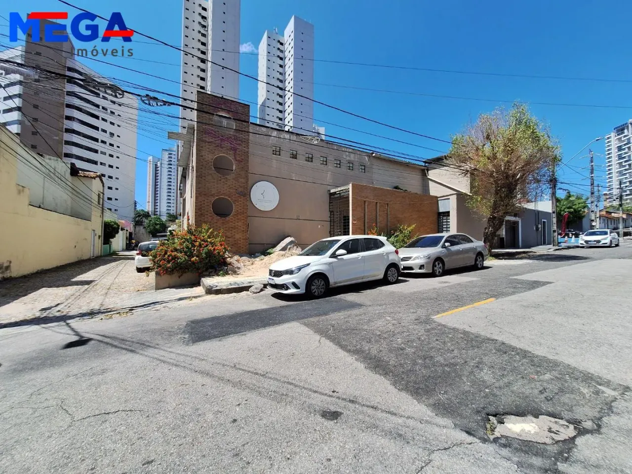 Prédio para venda ou aluguel no bairro Dionisio Torres - Fortaleza/CE