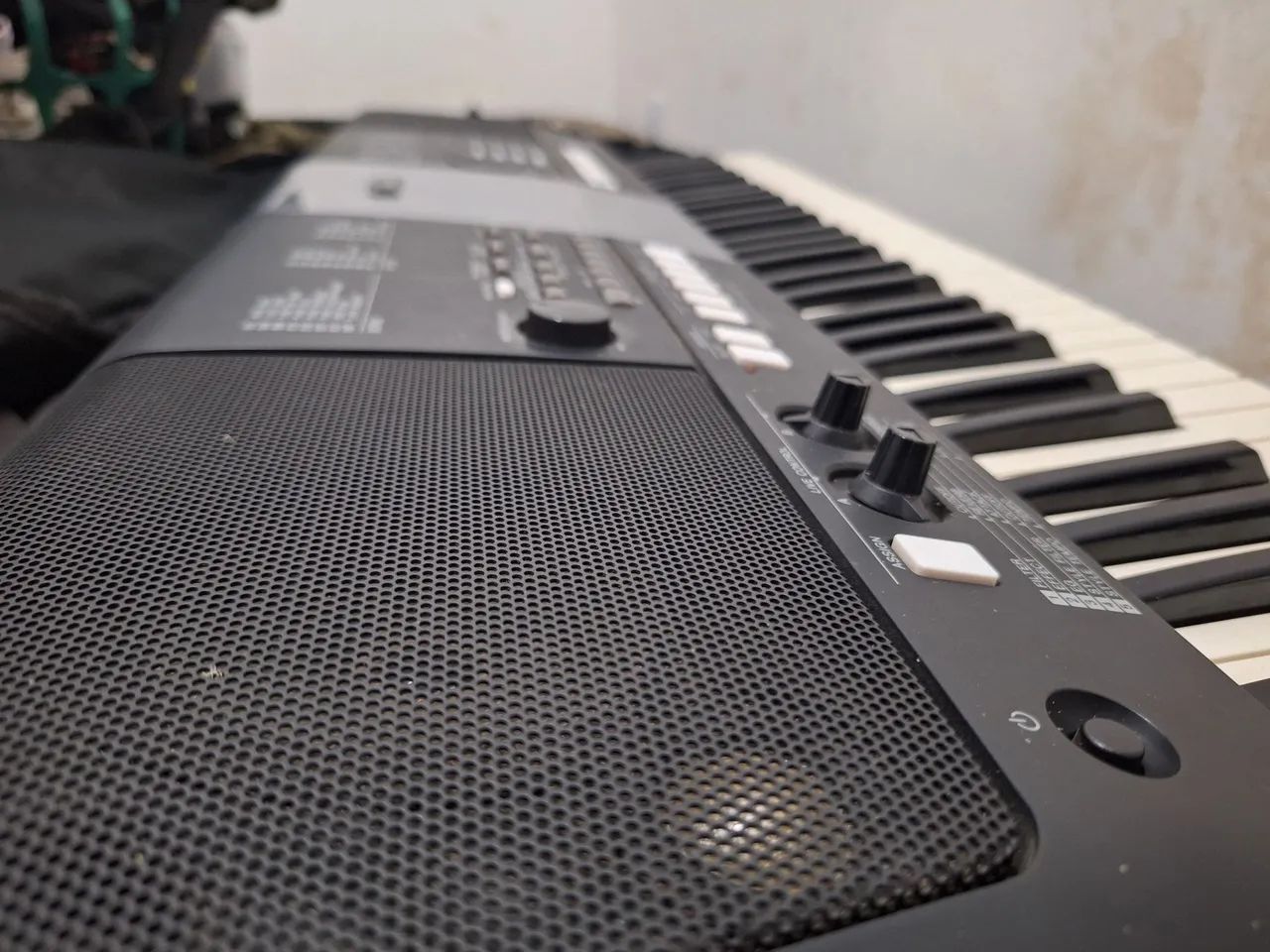 Teclado -Yamaha -Psr E423 - Foto 3