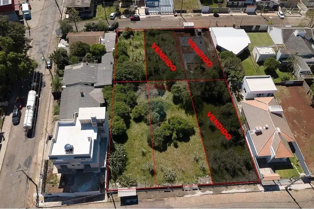 TERRENO NO ALTOS DA PETRÓPOLIS - PROXIMO AO PARQUE LINEAR