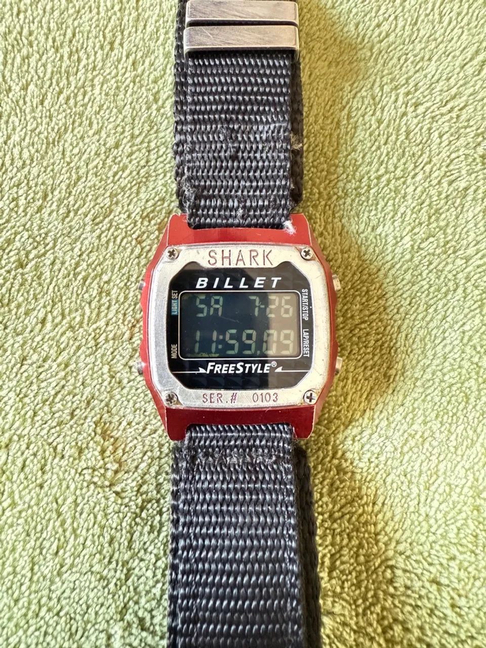 FREE STYLE 限定カラー？ フリースタイル SHARK BILLET Freestyle