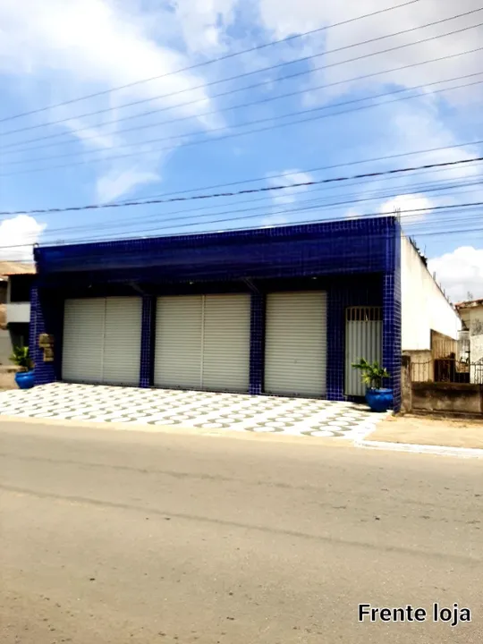Ponto comercial / loja / galpão em Gravata na avenida Cícero Batista de Oliveira.