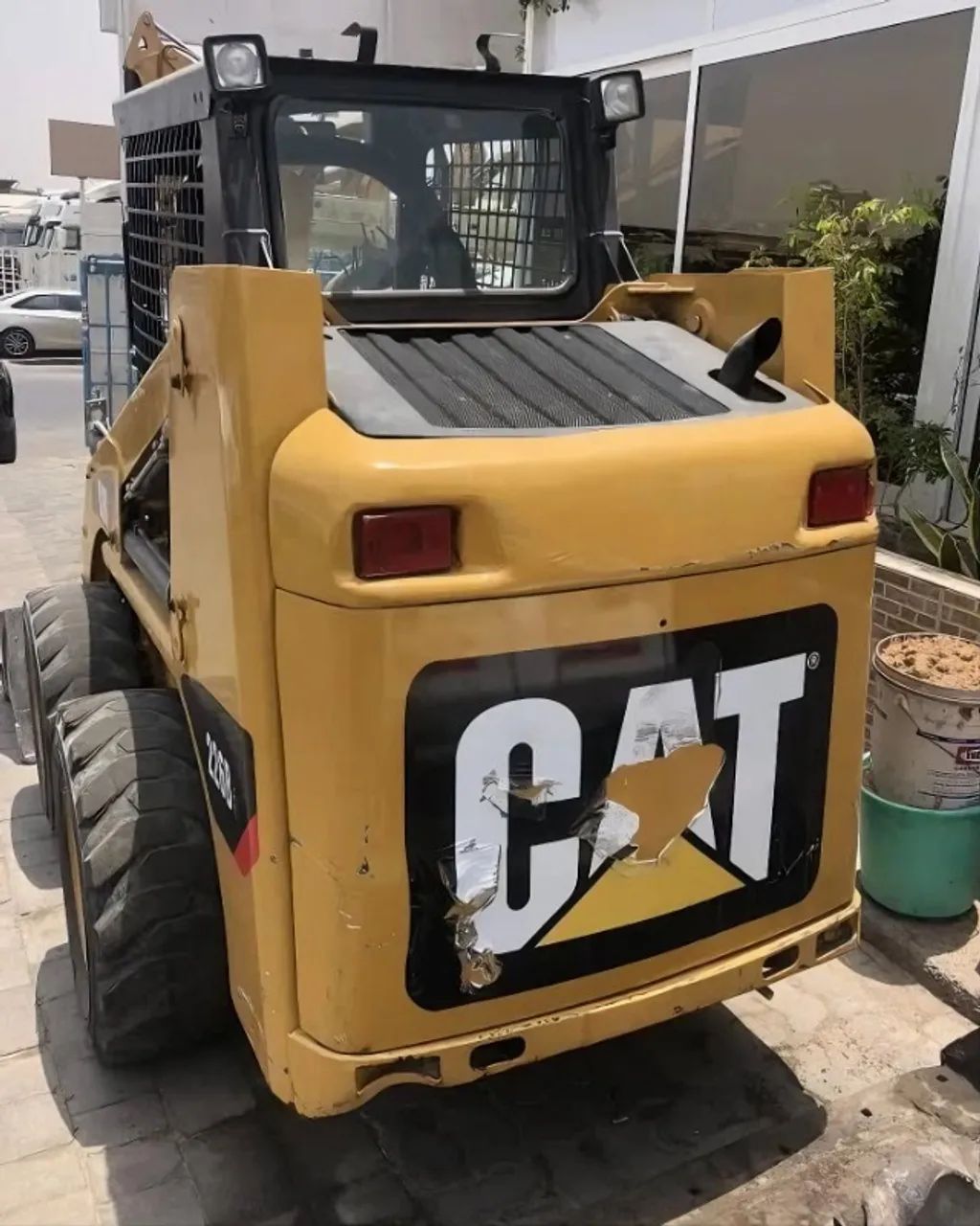 Mini Carregadeira Caterpillar 226B3 Ano 2014 - Foto 3