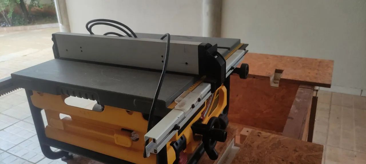 Bancada robusta de uso geral. 64363476795139121