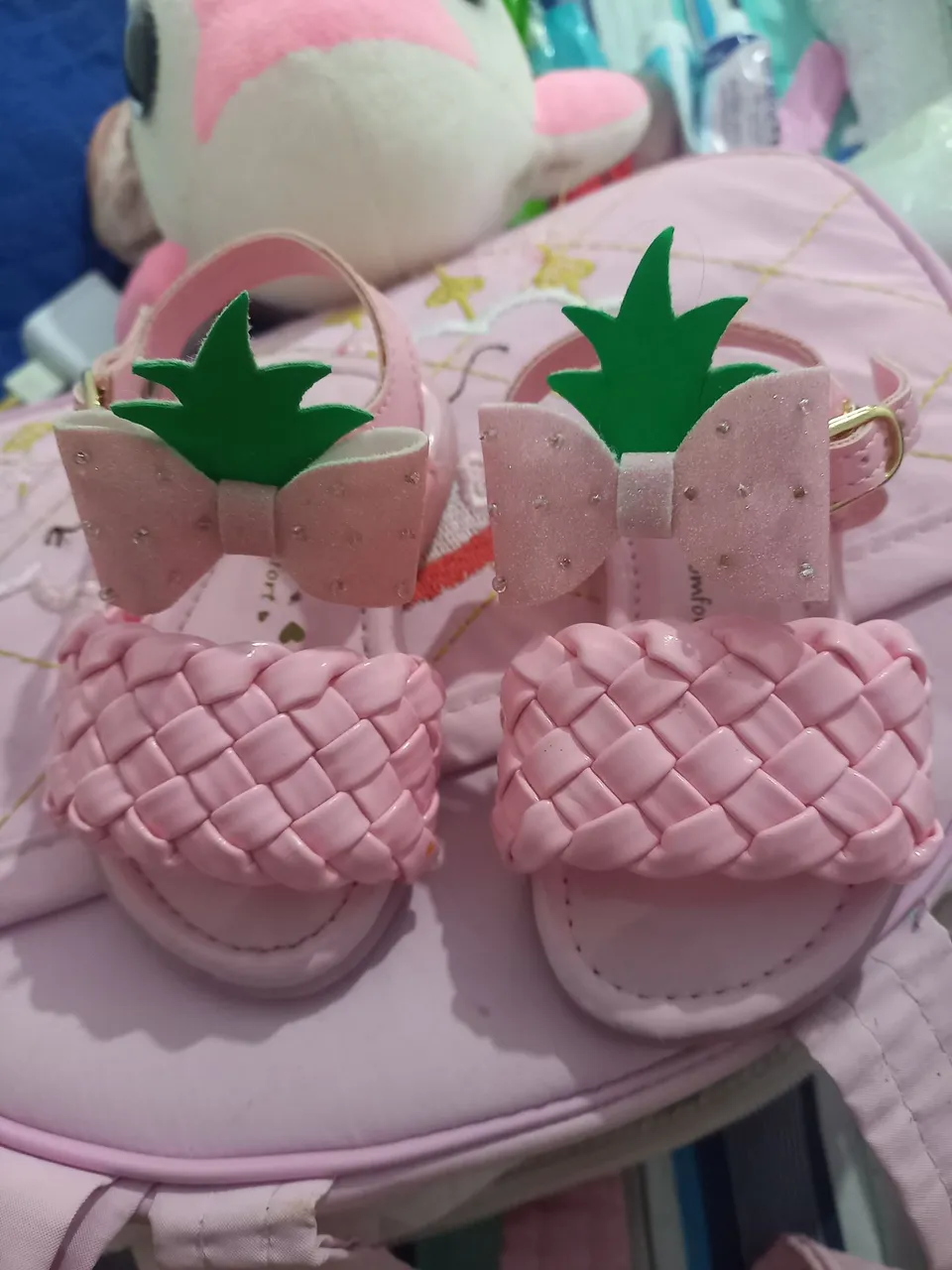 Sandália Infantil Rosa com Detalhe de Abacaxi