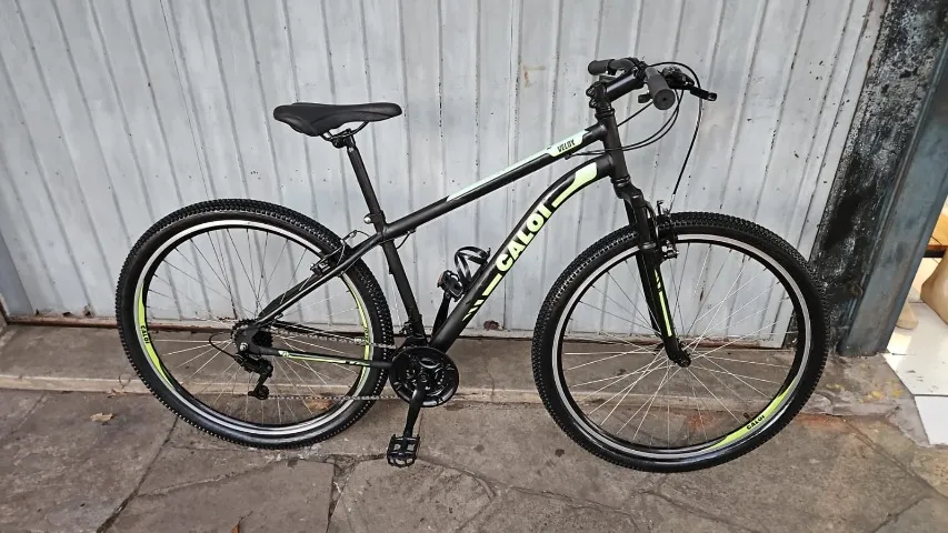 Vendo bicicleta Aro 29 recém revisada com pouquíssimo tempo de uso