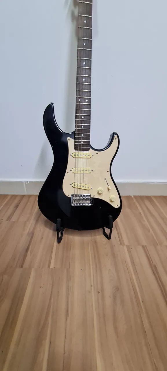 Guitarra Yamaha Pacífica - Foto 3