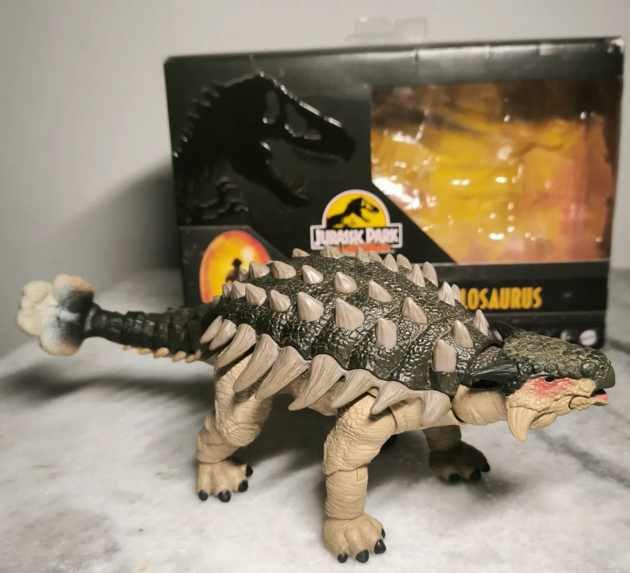 Jurassic world Anquilossauro Hammond collection Mattel original semi novo 