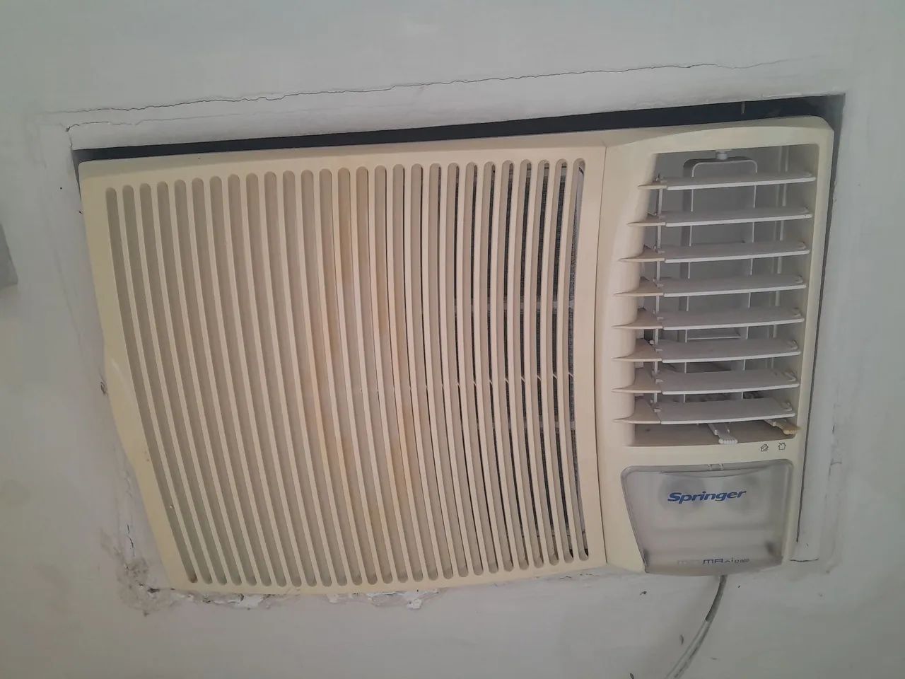 Ar Condicionado de Janela Springer Midea 12.000 BTUs - Foto 2