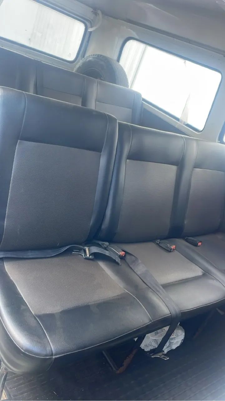 Vende-se Kombi motor ap - Foto 4