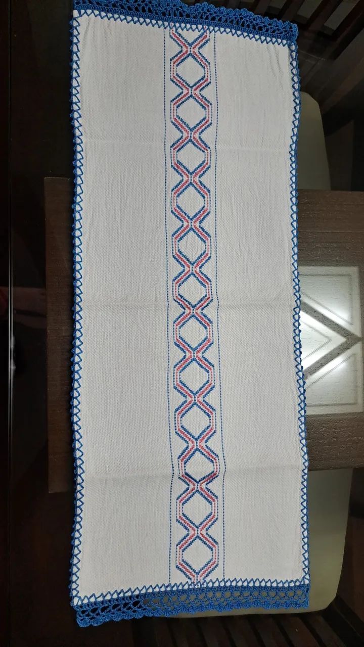 Toalha de Mesa Bordada