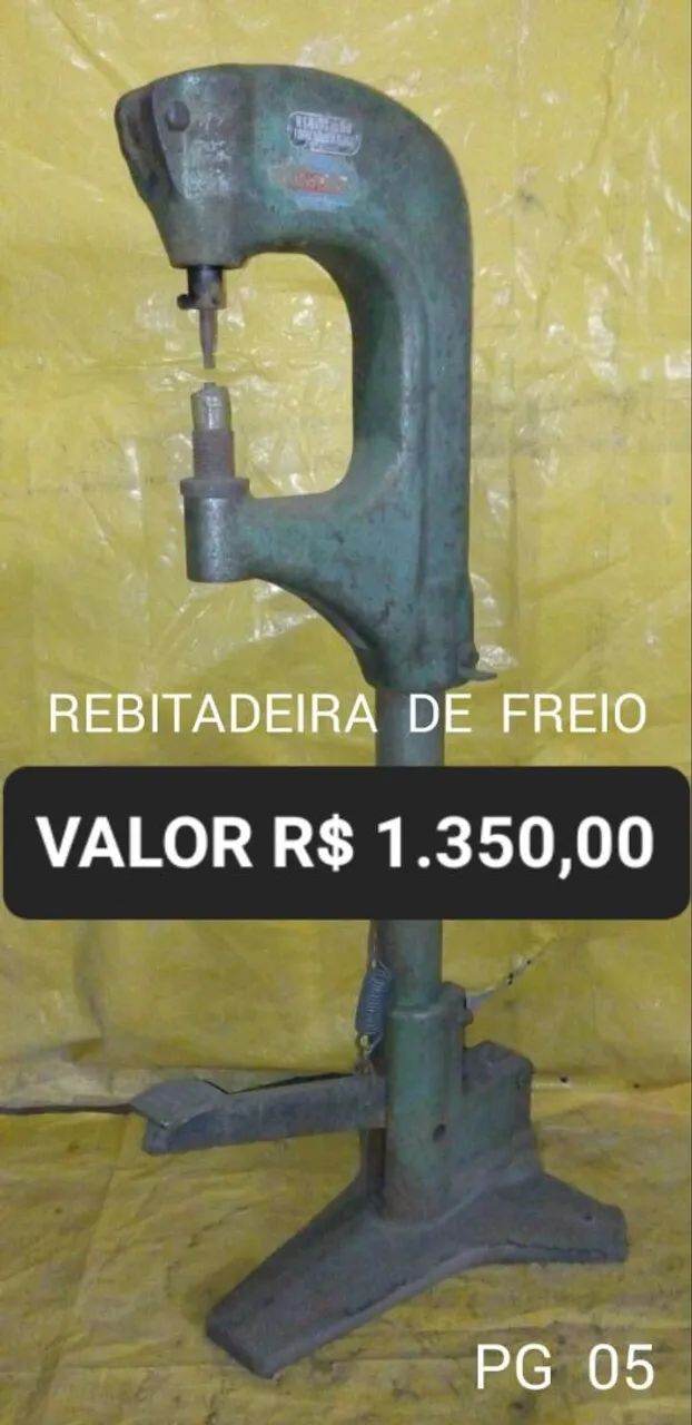 REBITADEIRA MECÂNICA DE COLUNA  ANTIGA COM MAIS DE 60 ANOS 
