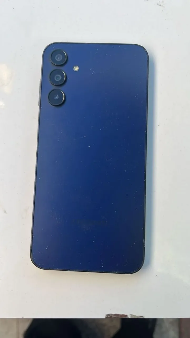 A15 128g pra sair logo valor negociável