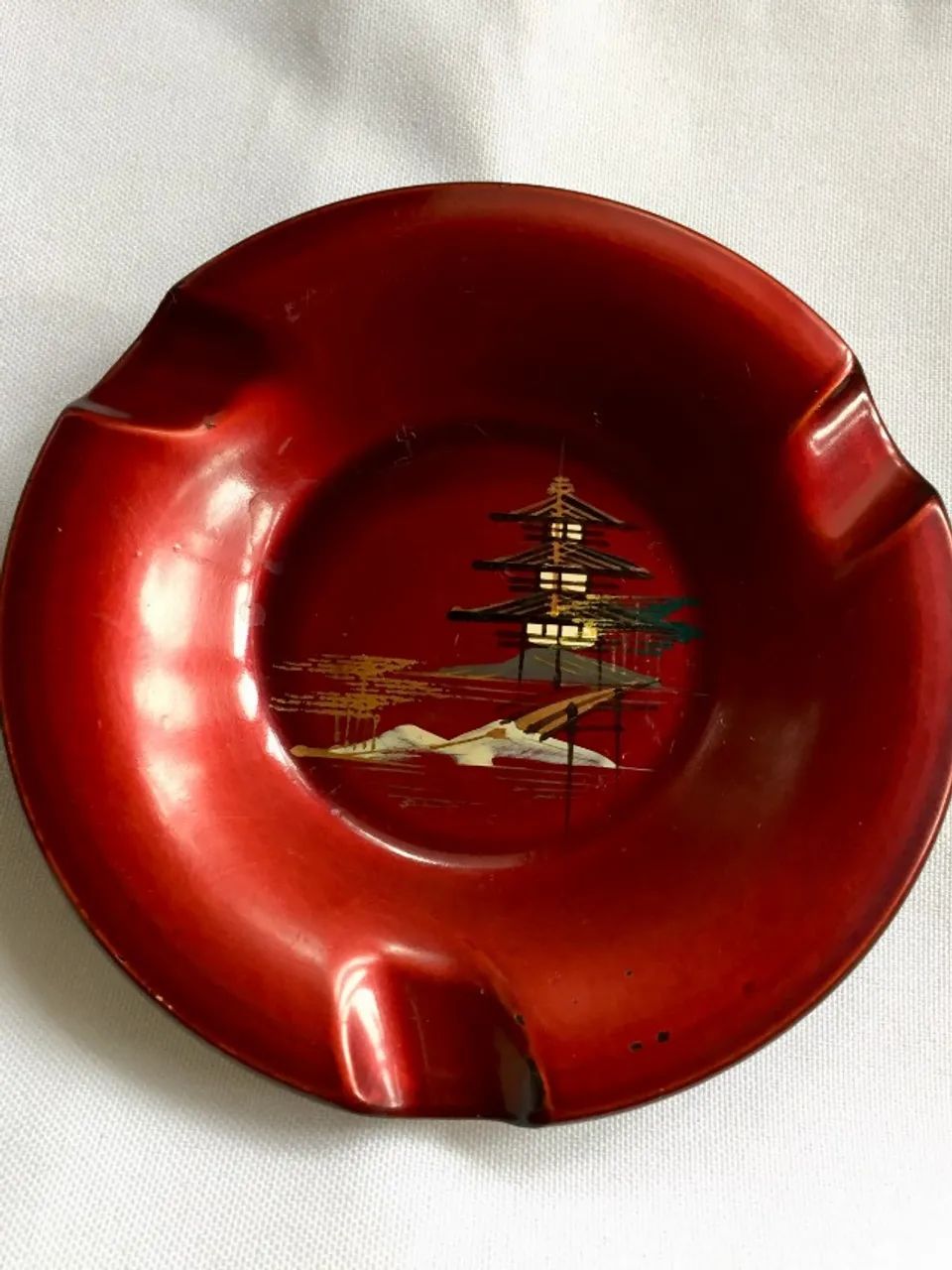 Cinzeiro japonês laqueado