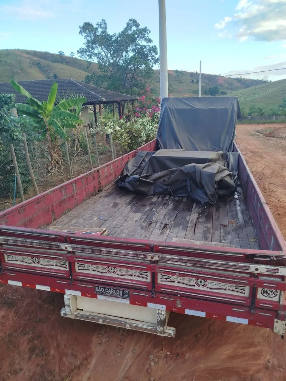 Caçamba de caminhão para venda
