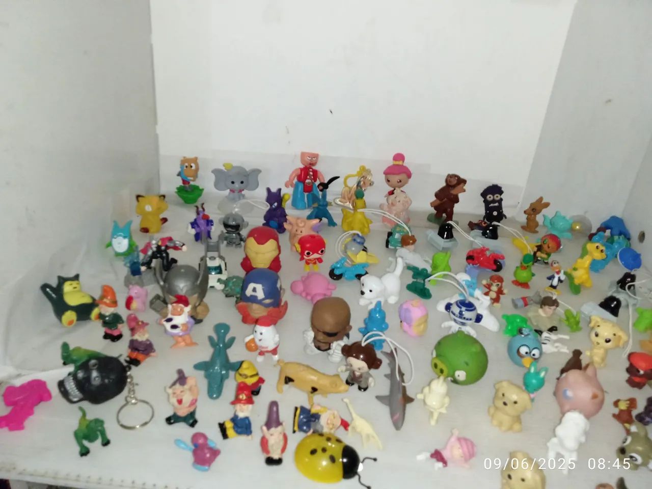 Coleção de Miniaturas Diversas quit com 110 peças  - Foto 5