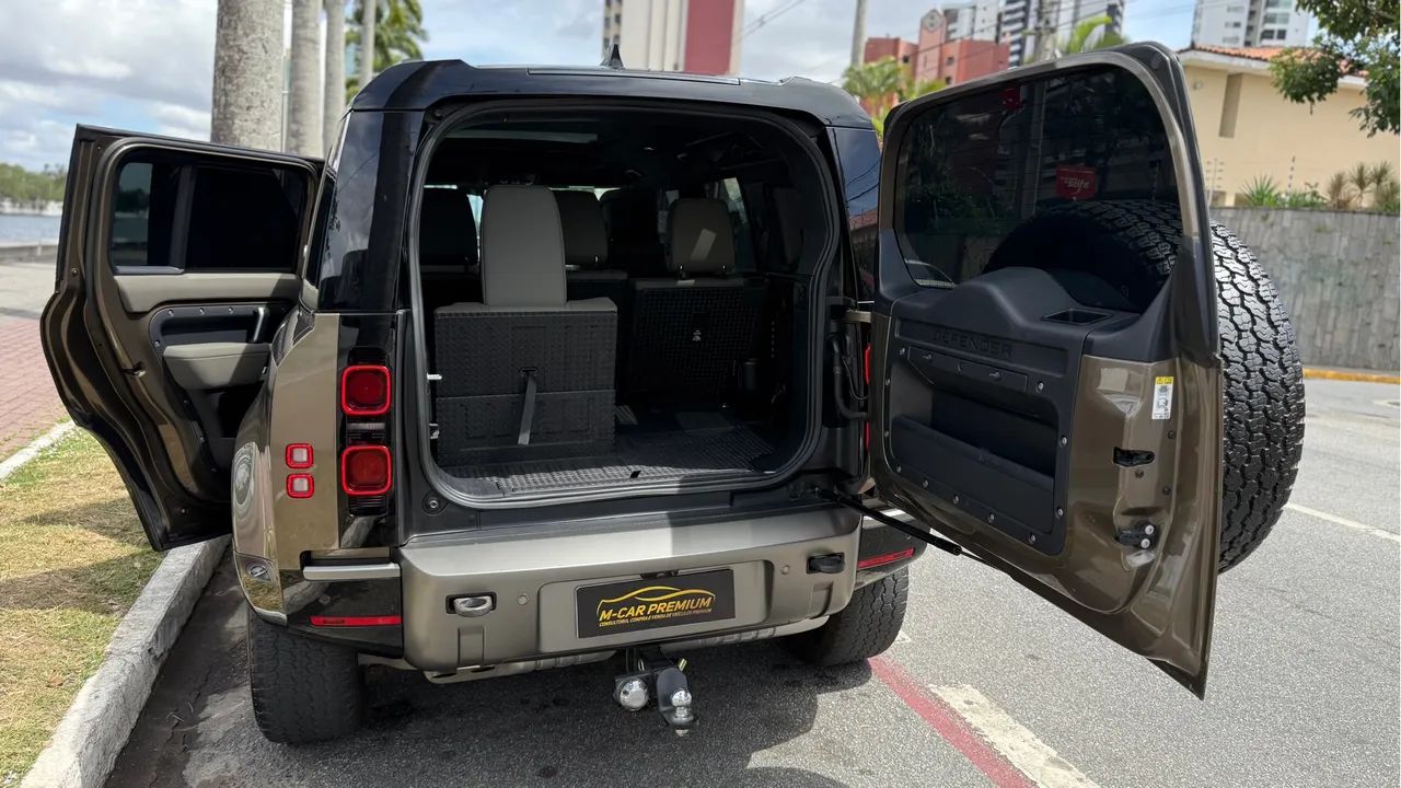 Defender 110 Hse X- Dynamic 2023 - Foto 2