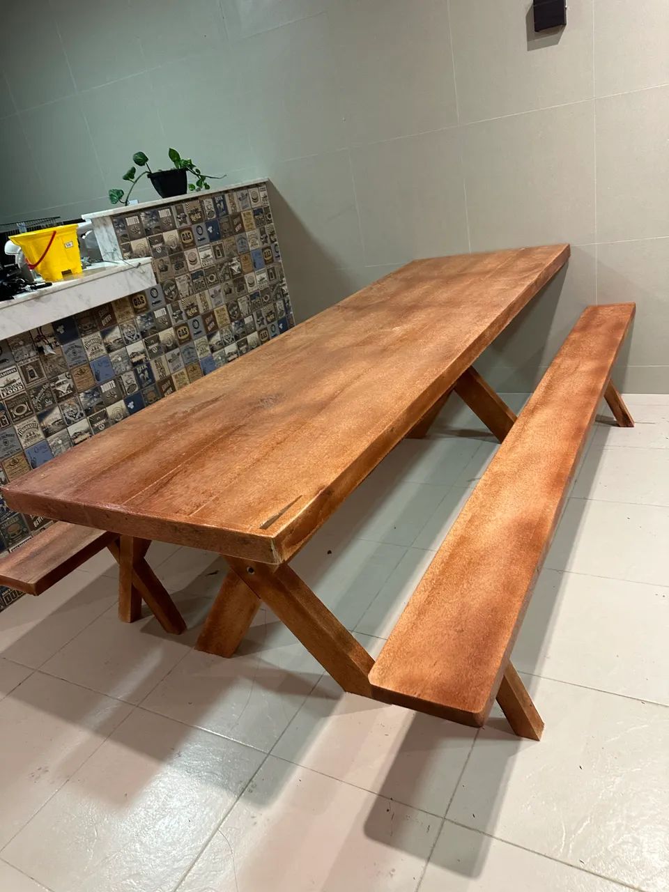 Mesa MACIÇA PRA VENDER BARATO  - Foto 3