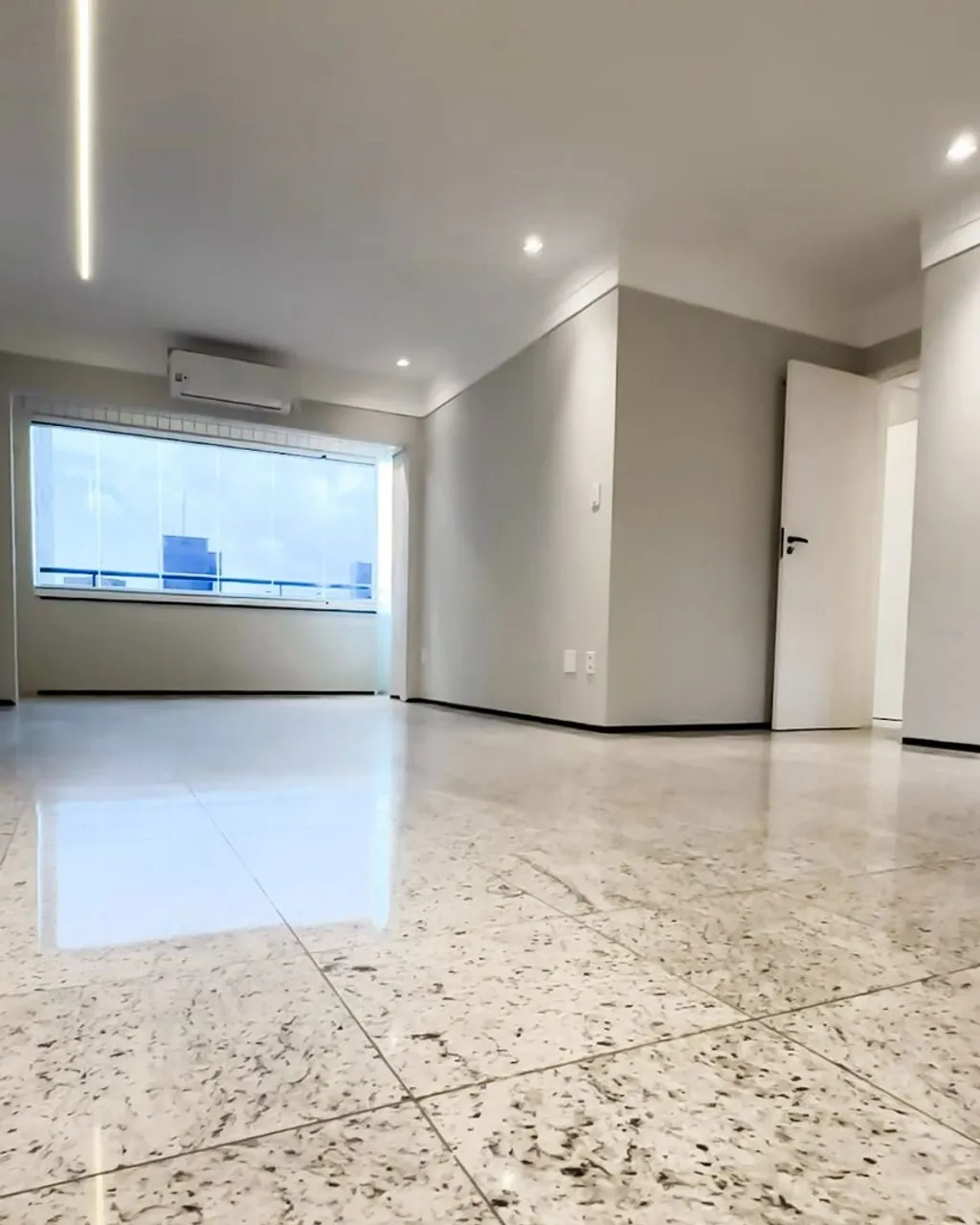 Apartamento com 3 dormitórios à venda, 117 m² por R$ 1.300.000 - Jardim Renascença - São L