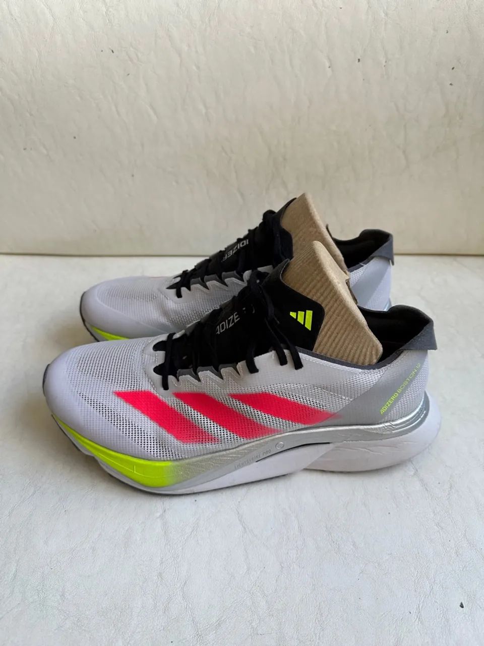 Adidas Adizero Boston 12 - Tamanho 41- Novo - Foto 2