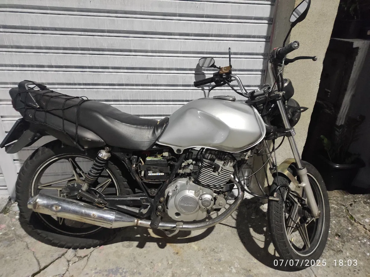 Suzuki Yes 2007
