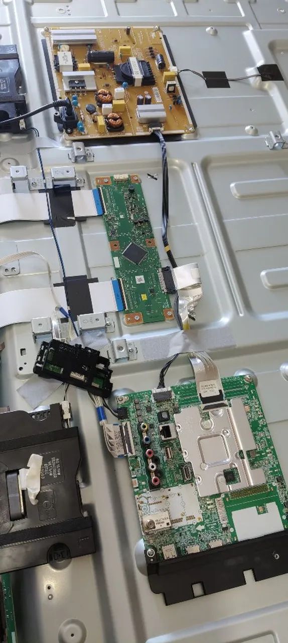 TV 60 polegadas com defeito na tela - Foto 4