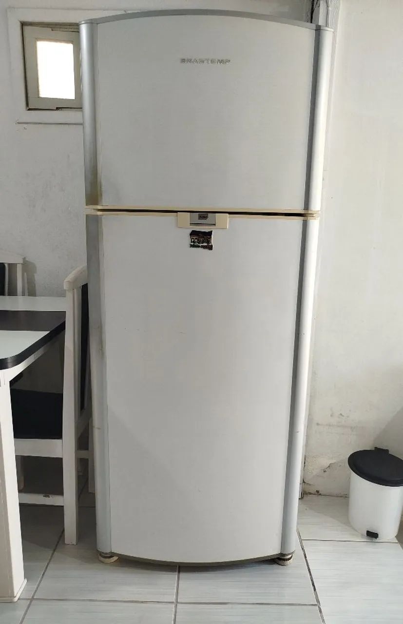 Geladeira Brastemp 425 L (precisa d reparo) - Geladeiras e