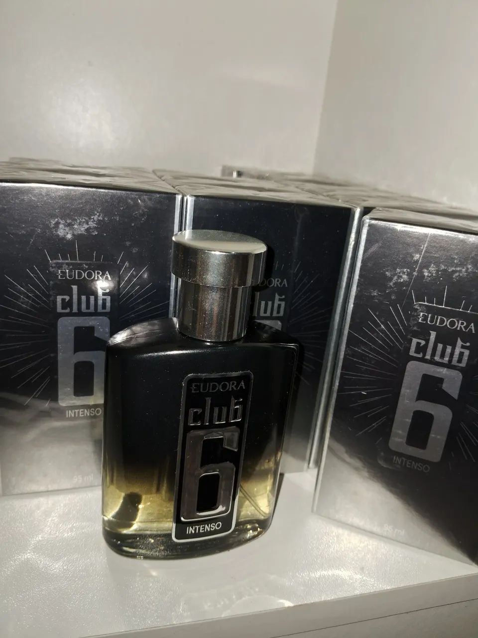 Perfume Eudora Club 6 Intenso imperdível 